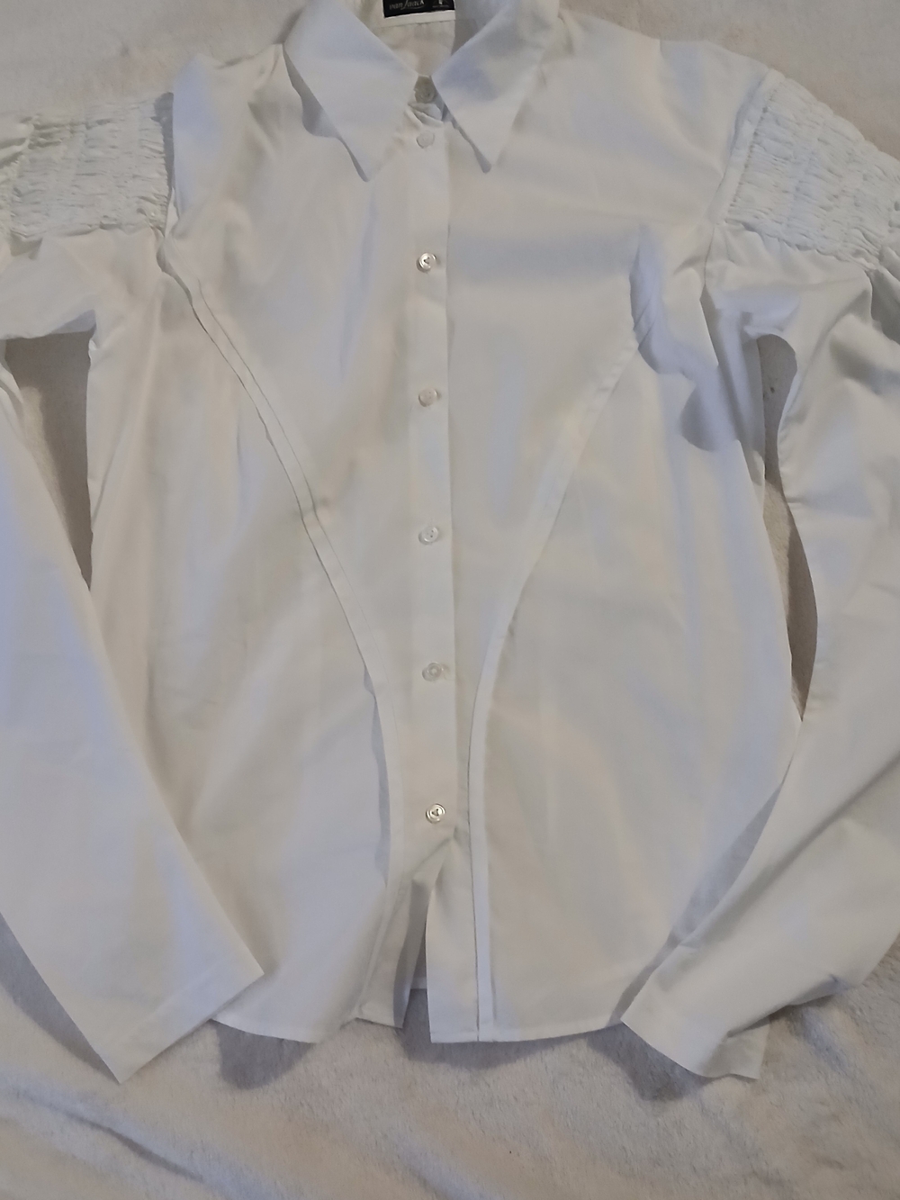 Van Laack BOUTIQUE White Button-Down Shirt Smocked Shoulder Detail Size M/36